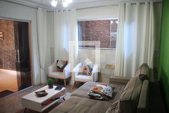 Casa à venda com 4 quartos, 370m² em Pindorama, Belo Horizonte