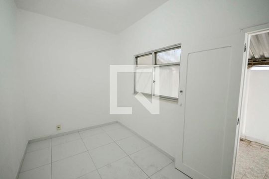 Suíte de casa para alugar com 3 quartos, 100m² em Vila Isabel, Rio de Janeiro