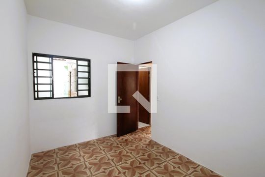 Quarto 2 de casa para alugar com 2 quartos, 65m² em Estoril, Belo Horizonte