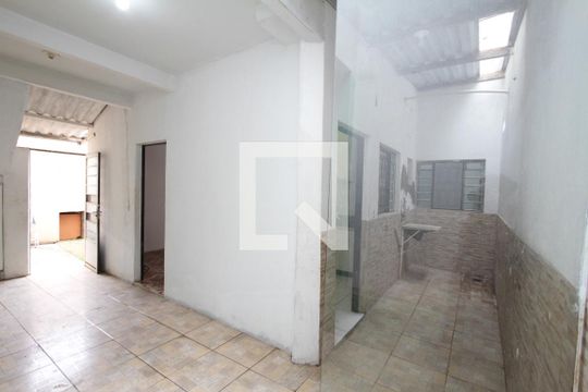 Área de Serviço de casa para alugar com 2 quartos, 65m² em Estoril, Belo Horizonte