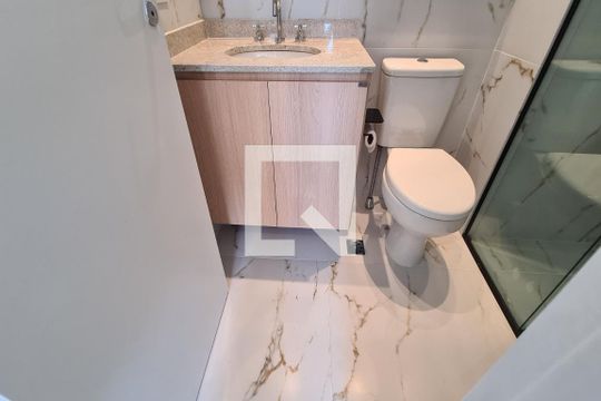 Banheiro de kitnet/studio à venda com 1 quarto, 29m² em Jardim Independência (são Paulo), São Paulo