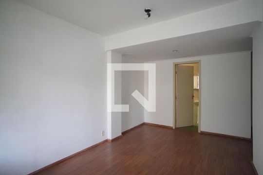 Suíte de apartamento para alugar com 3 quartos, 122m² em São João, Porto Alegre