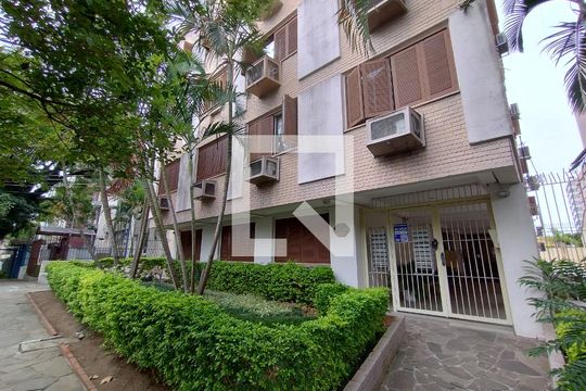 Fachada de apartamento para alugar com 3 quartos, 122m² em São João, Porto Alegre