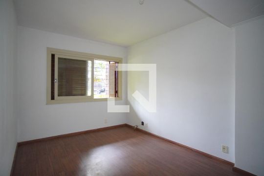 Suíte de apartamento para alugar com 3 quartos, 122m² em São João, Porto Alegre