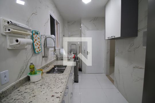 Cozinha de apartamento à venda com 2 quartos, 72m² em Irajá, Rio de Janeiro