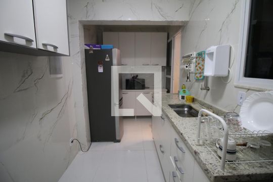 Cozinha de apartamento à venda com 2 quartos, 72m² em Irajá, Rio de Janeiro