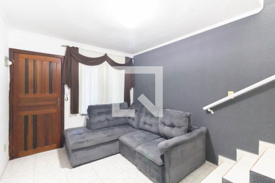 Sala de casa de condomínio para alugar com 2 quartos, 70m² em Parada Xv de Novembro, São Paulo