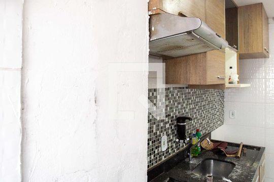 Área de Serviço de apartamento à venda com 2 quartos, 43m² em Canhema, Diadema