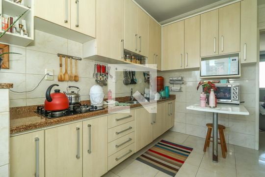 Cozinha de apartamento à venda com 3 quartos, 128m² em Bela Vista, Porto Alegre