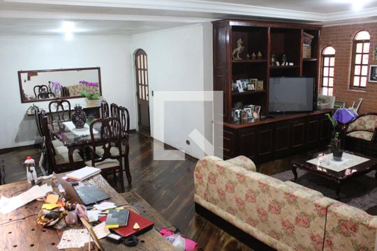 Sala 01 de casa para alugar com 5 quartos, 520m² em Granja Carolina, Cotia