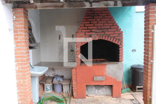Churrasqueira de casa para alugar com 5 quartos, 520m² em Granja Carolina, Cotia