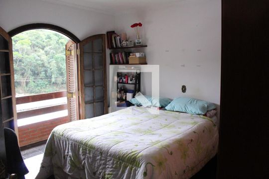 Suíte 1 de casa para alugar com 5 quartos, 520m² em Granja Carolina, Cotia