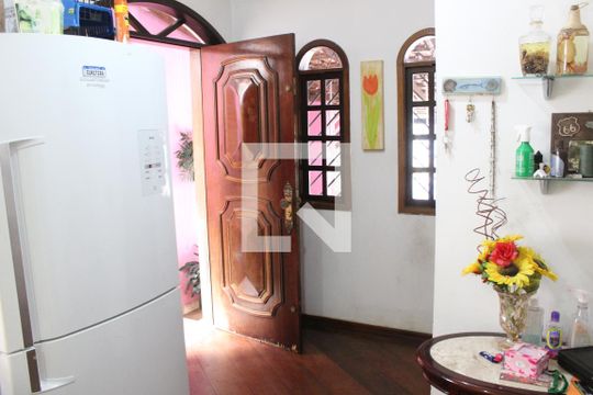 Sala 02 de casa para alugar com 5 quartos, 520m² em Granja Carolina, Cotia