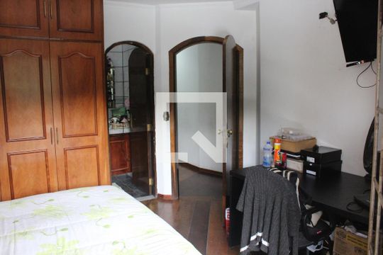 Suíte 1 de casa para alugar com 5 quartos, 520m² em Granja Carolina, Cotia