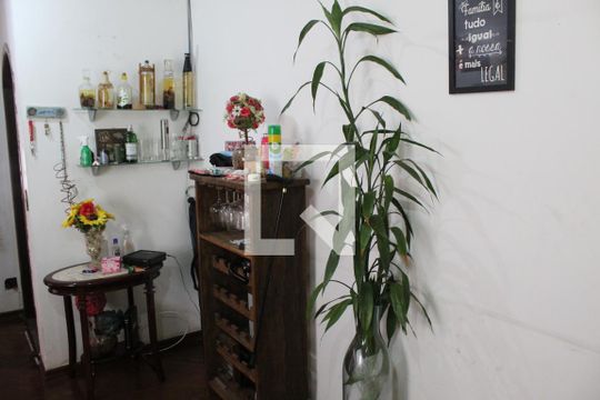 Sala 02 de casa para alugar com 5 quartos, 520m² em Granja Carolina, Cotia