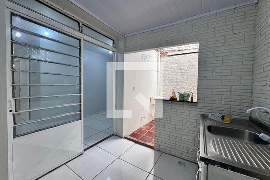 Cozinha de apartamento à venda com 1 quarto, 55m² em Centro, São Leopoldo