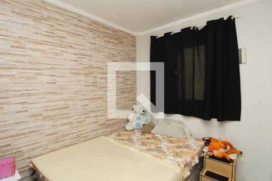 Suíte de casa à venda com 4 quartos, 129m² em Vila Sabrina, São Paulo