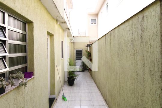 Quintal de casa à venda com 4 quartos, 129m² em Vila Sabrina, São Paulo