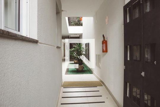 Hall de Entrada de apartamento à venda com 2 quartos, 31m² em Jardim São Paulo, São Paulo