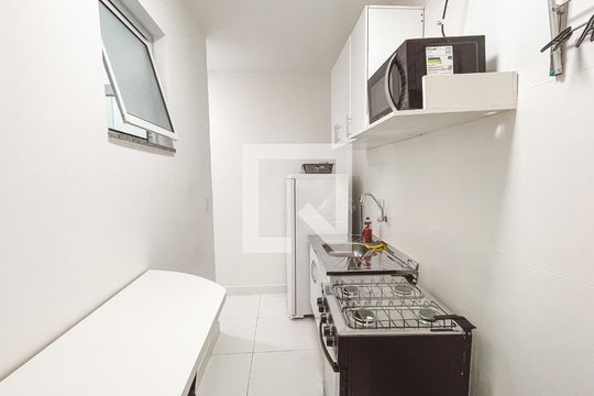 Cozinha e Área de Serviço de apartamento à venda com 1 quarto, 24m² em Jardim São Paulo, São Paulo