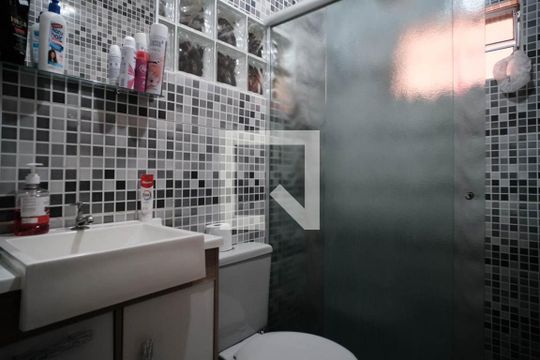 Banheiro 1 de casa à venda com 6 quartos, 220m² em Cidade Líder, São Paulo