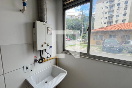 Area de Serviço de apartamento à venda com 2 quartos, 53m² em Taquara, Rio de Janeiro
