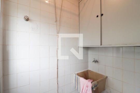 Cozinha e Área de Serviço de apartamento à venda com 2 quartos, 57m² em Jardim Paraíso, São Paulo
