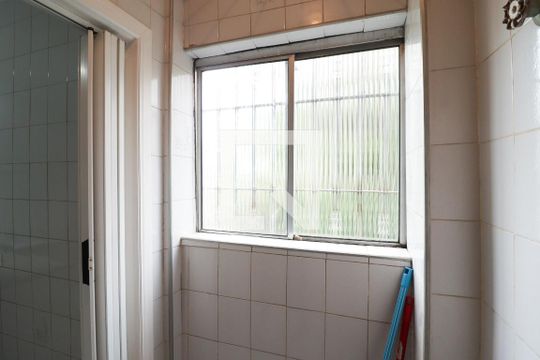 Cozinha e Área de Serviço de apartamento à venda com 2 quartos, 57m² em Jardim Paraíso, São Paulo