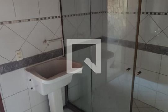 Banheiro 2 de casa à venda com 2 quartos, 100m² em Curicica, Rio de Janeiro