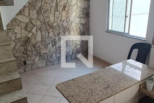 Casa à venda com 2 quartos, 100m² em Curicica, Rio de Janeiro