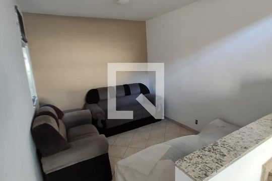 Sala de casa à venda com 2 quartos, 100m² em Curicica, Rio de Janeiro