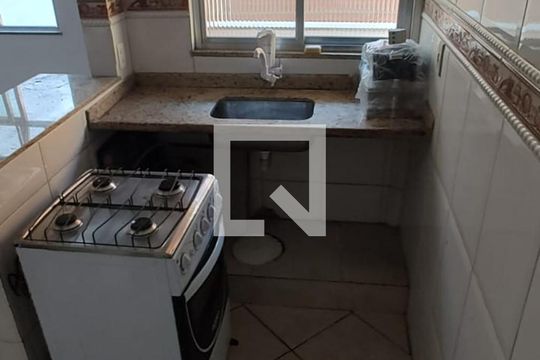 Cozinha de casa à venda com 2 quartos, 100m² em Curicica, Rio de Janeiro