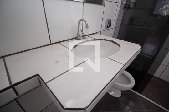 Banheiro 2 de casa para alugar com 5 quartos, 800m² em Jardim São Ricardo, São Paulo