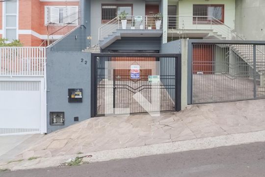 Fachada de casa à venda com 3 quartos, 218m² em Jardim America, São Leopoldo