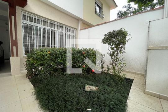 Jardim de casa à venda com 3 quartos, 200m² em Instituto de Previdencia, São Paulo