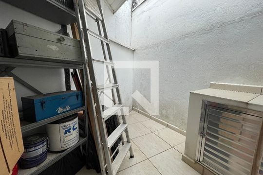 Despensa de casa à venda com 3 quartos, 200m² em Instituto de Previdencia, São Paulo