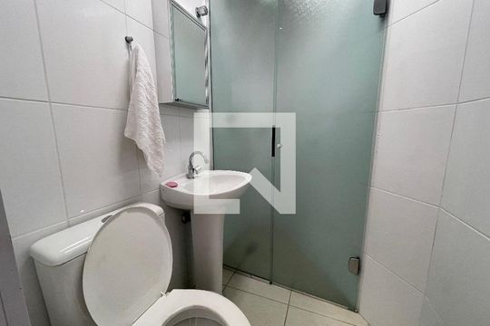 Banheiro Social 3 de casa à venda com 3 quartos, 200m² em Instituto de Previdencia, São Paulo