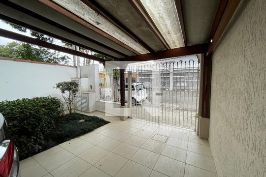 Garagem de casa à venda com 3 quartos, 200m² em Instituto de Previdencia, São Paulo