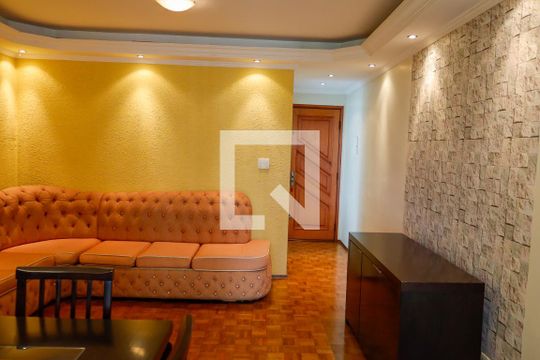 Sala de apartamento para alugar com 3 quartos, 70m² em Continental, Osasco