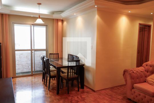 Sala de apartamento para alugar com 3 quartos, 70m² em Continental, Osasco