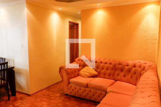 Sala de apartamento para alugar com 3 quartos, 70m² em Continental, Osasco