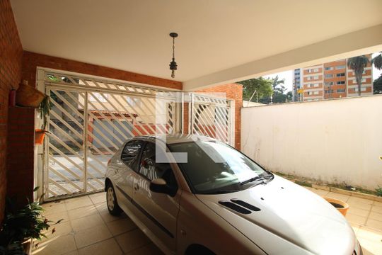 Área comum de casa à venda com 3 quartos, 220m² em Jardim Umuarama, São Paulo