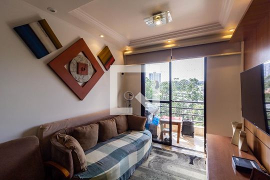 Sala de apartamento à venda com 2 quartos, 50m² em Vila Carmosina, São Paulo