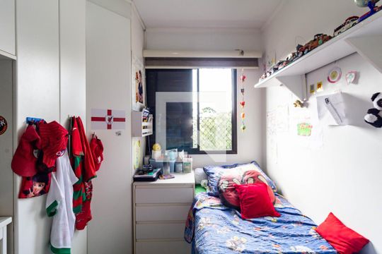Quarto 1 de apartamento à venda com 2 quartos, 50m² em Vila Carmosina, São Paulo