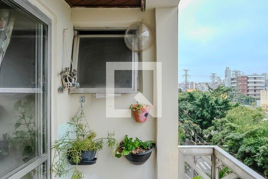 Varanda de apartamento para alugar com 2 quartos, 70m² em Vila Camargo, São Bernardo do Campo