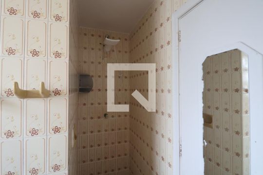 Banheiro de apartamento à venda com 1 quarto, 35m² em Centro, Canoas