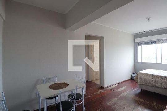 Sala/Quarto de apartamento à venda com 1 quarto, 35m² em Centro, Canoas