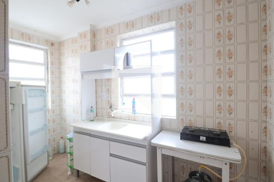Cozinha e Área de Serviço de apartamento à venda com 1 quarto, 35m² em Centro, Canoas