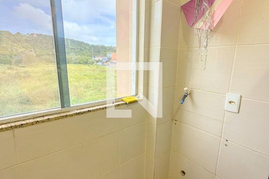 Área de Serviço de apartamento para alugar com 2 quartos, 63m² em Ingleses do Rio Vermelho, Florianópolis