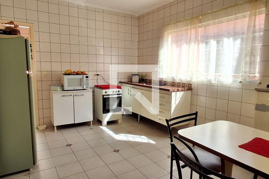 Cozinha de casa à venda com 3 quartos, 190m² em Rudge Ramos, São Bernardo do Campo